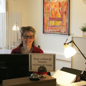 Gitta, receptionist 